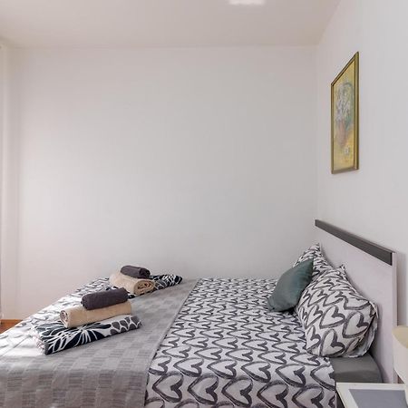 פאז'אנה Apartman Milijana מראה חיצוני תמונה